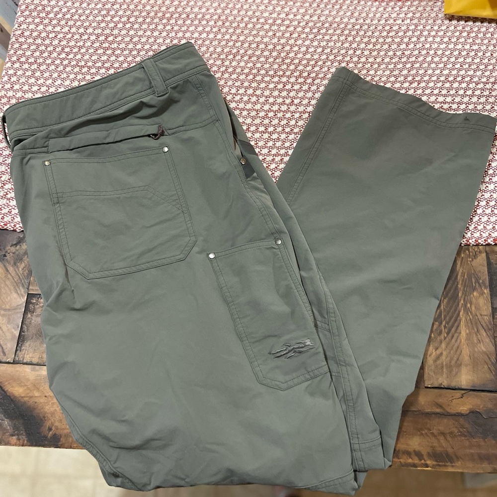 Men's Versatile Green Cargo Pants